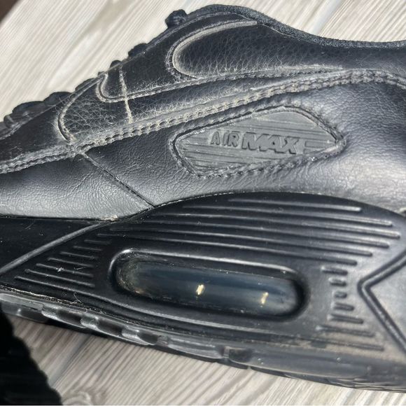 Nike Air Max 90 Recraft Triple Black Womens Shoes Leather Sneaker Size 8.5 - Picture 8 of 12